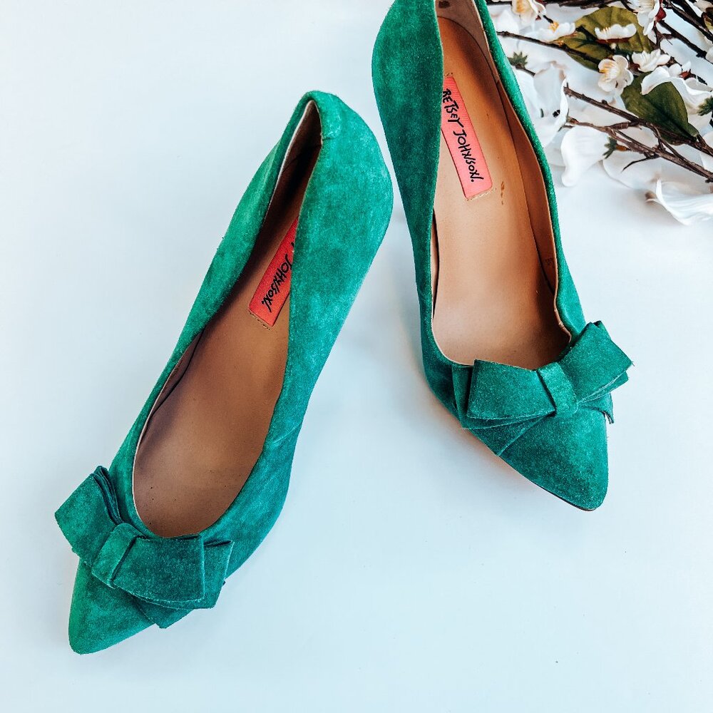 Betsey Johnson Suede Leather Heels (EUC)